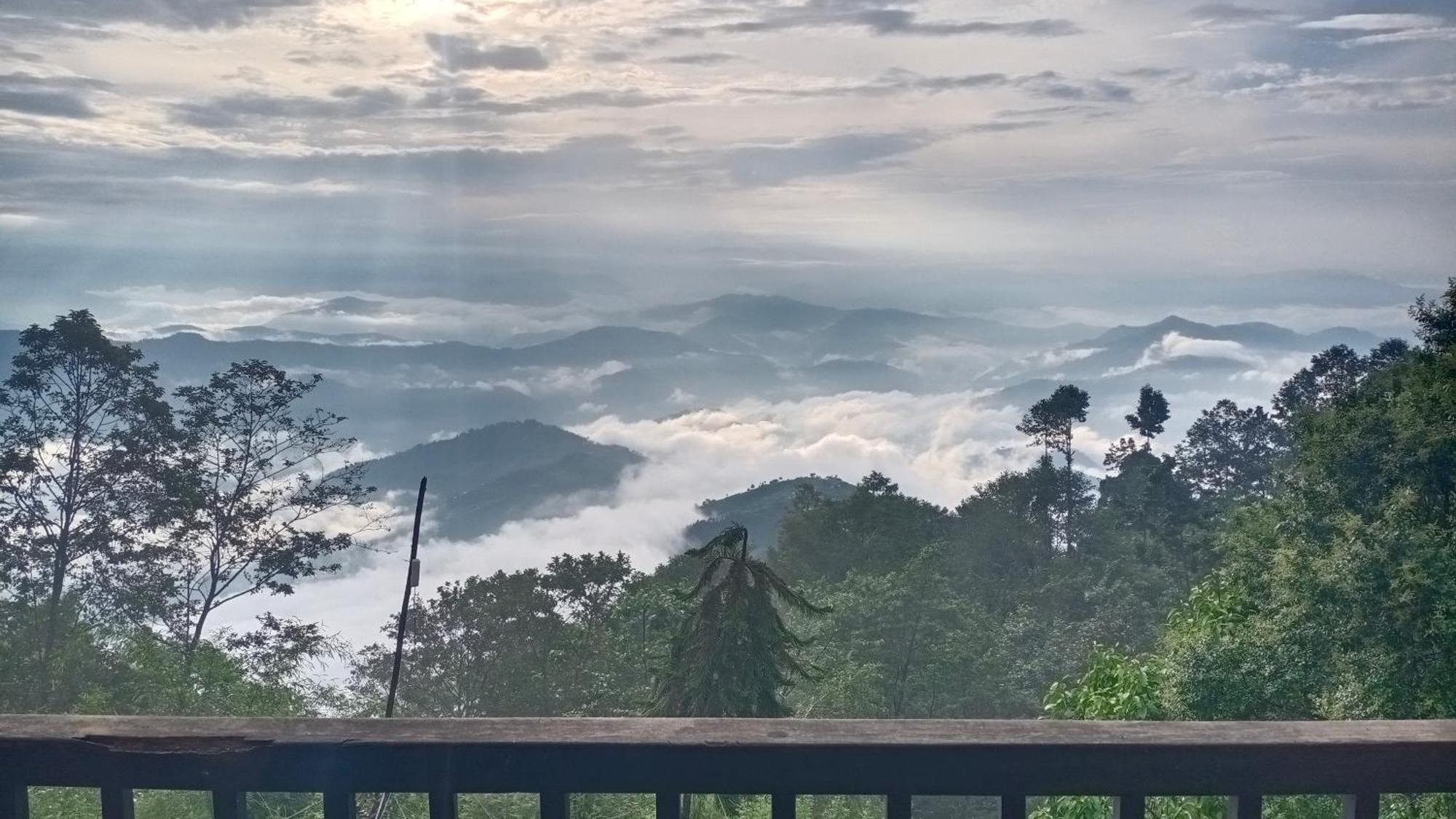 Hotel Chautari Pvt Ltd Nagarkot Bagian luar foto