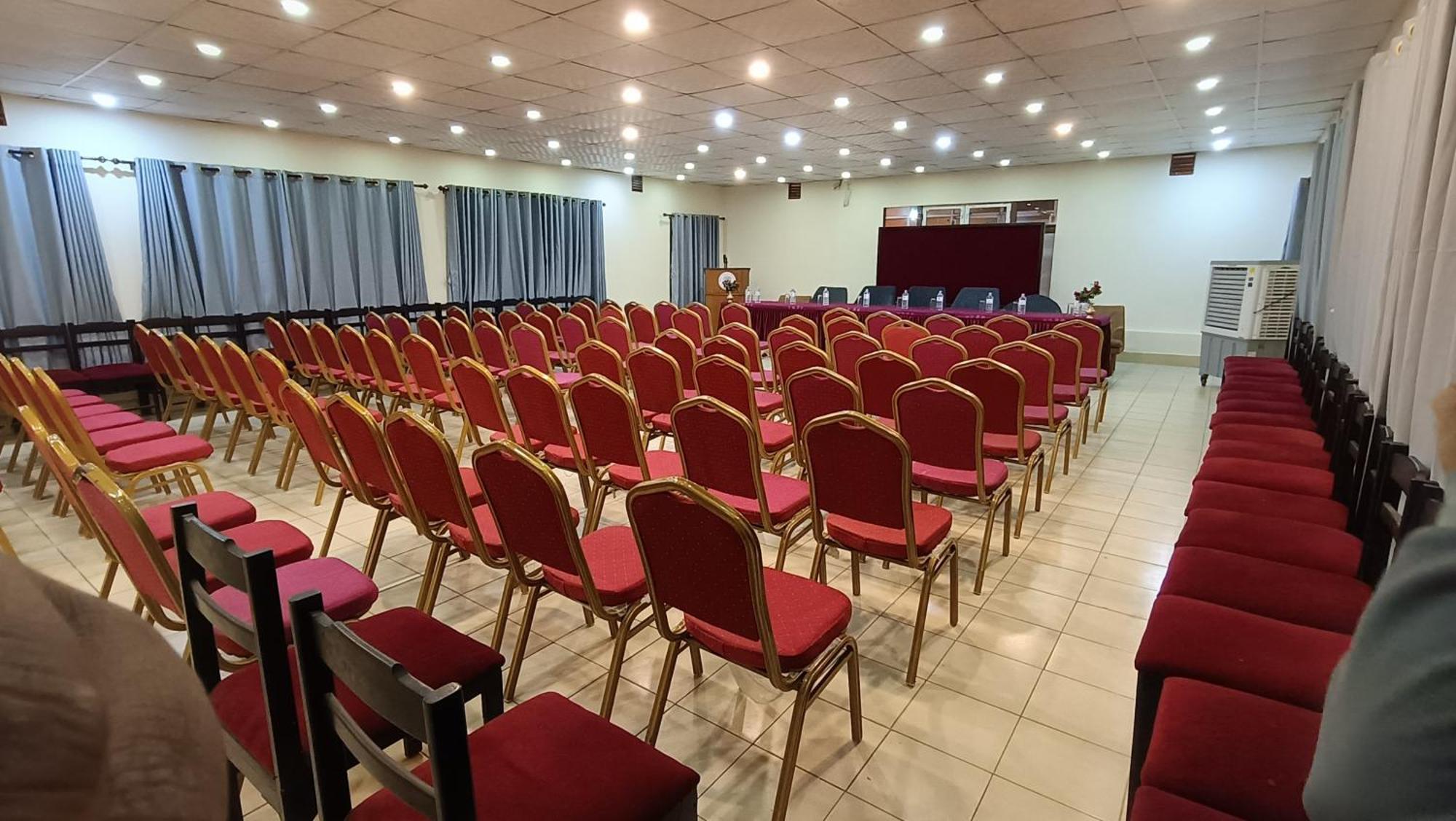 Hotel Chautari Pvt Ltd Nagarkot Bagian luar foto