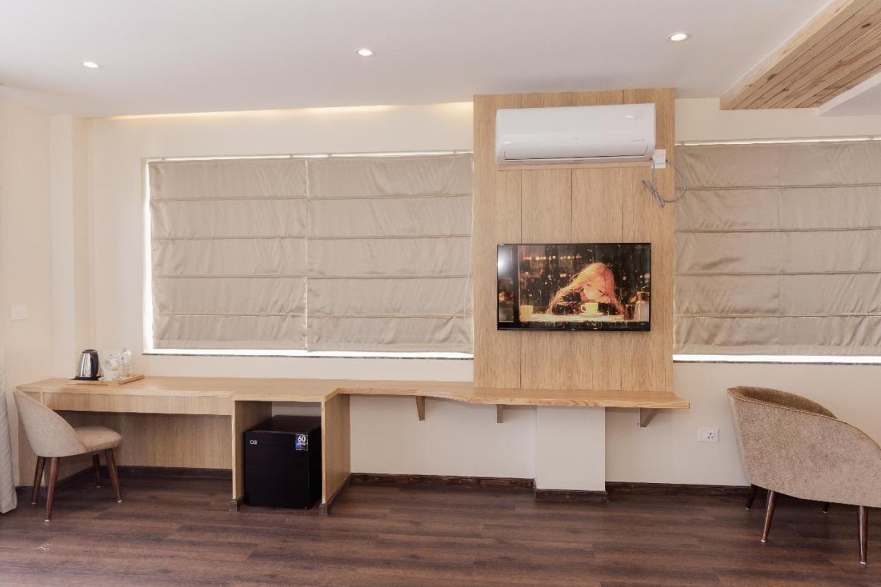 Hotel Chautari Pvt Ltd Nagarkot Bagian luar foto