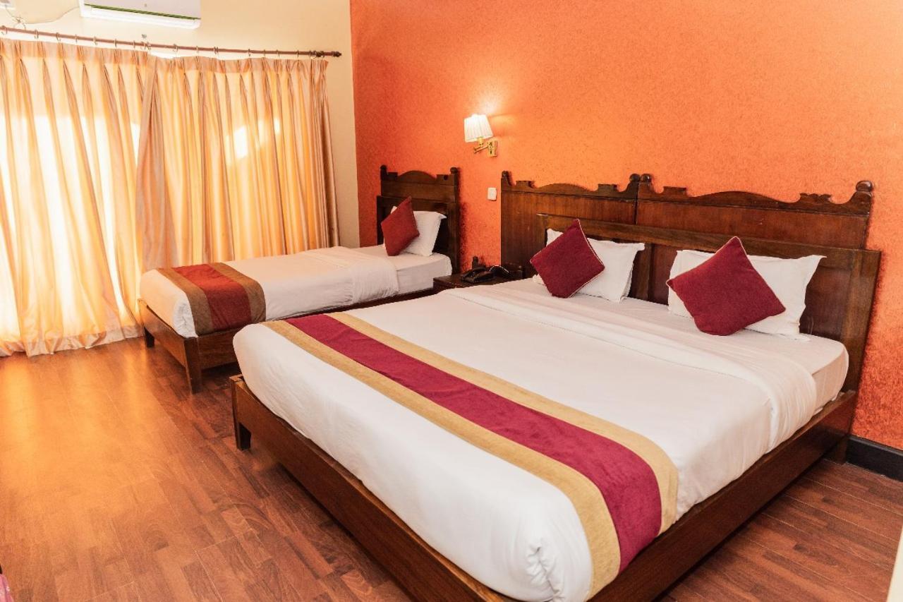 Hotel Chautari Pvt Ltd Nagarkot Bagian luar foto